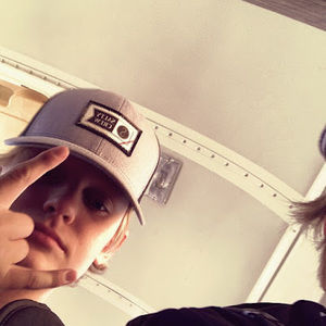 Meet your Posher, Goresdopo